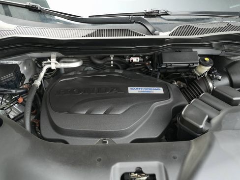 Used 2017 Honda Pilot Elite image 46