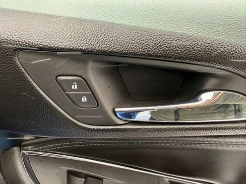 Used 2017 Chevrolet Cruze Premier w/ RS Package image 36