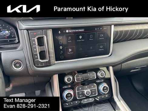 Used 2023 GMC Yukon XL Denali w/ LPO, Floor Liner Package AWD/4WD image 27