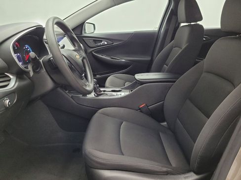 Used 2024 Chevrolet Malibu LT image 17