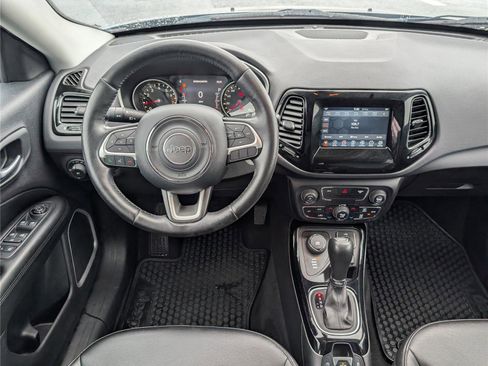 Used 2019 Jeep Compass Altitude image 15