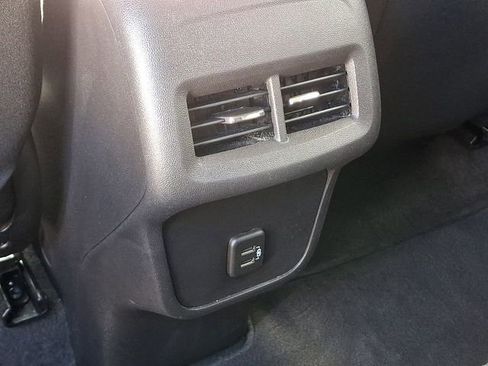 Used 2024 Chevrolet Equinox LT AWD/4WD image 20