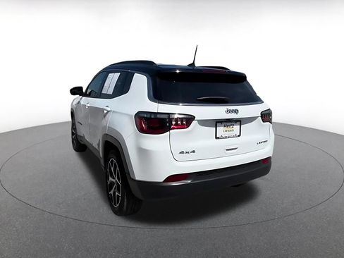 Used 2025 Jeep Compass Limited AWD/4WD image 11