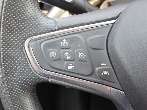 Used 2021 Chevrolet Equinox LT FWD image 15