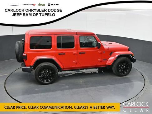 Used 2025 Jeep Wrangler Unlimited Sahara w/ Safety Group AWD/4WD image 31