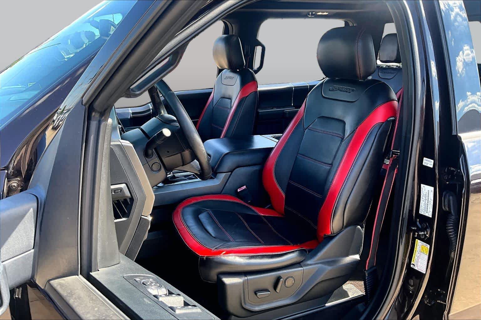 Used 2019 Ford F150 Lariat w/ Equipment Group 502A Luxury AWD/4WD image 8