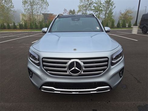 New 2026 Mercedes-Benz GLB 250 4MATIC image 8