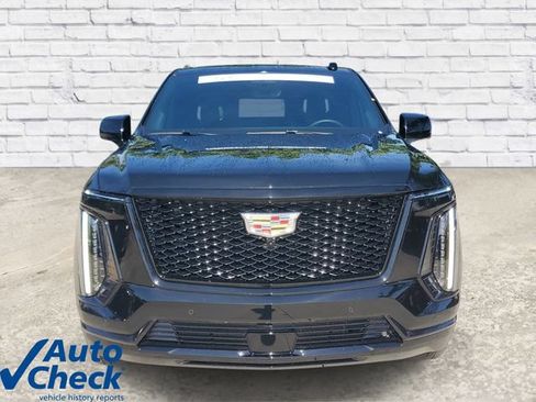 Used 2025 Cadillac Escalade Sport Platinum AWD/4WD image 6