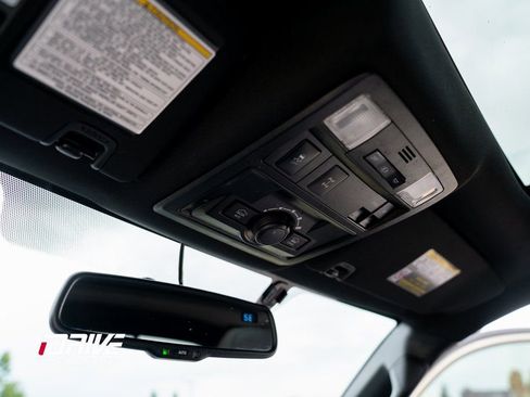 Used 2016 Toyota Tacoma TRD Off-Road w/ Premium & Technology Package image 39