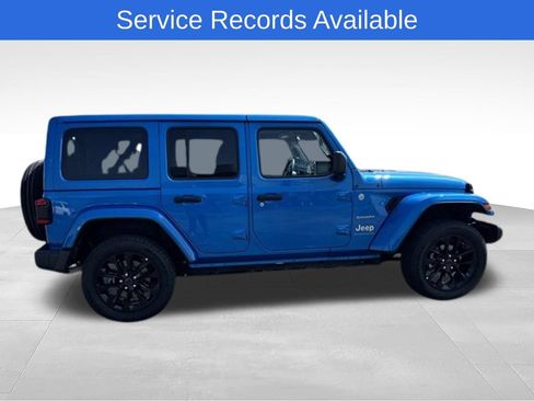 Used 2024 Jeep Wrangler Unlimited Sahara AWD/4WD image 3