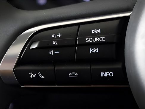 Used 2024 MAZDA MAZDA3 s image 22