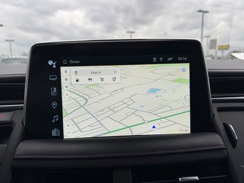 Used 2023 Chevrolet Suburban RST image 14