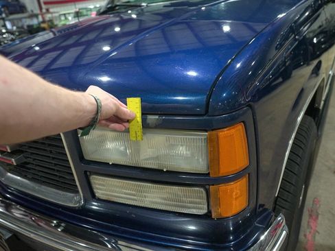 Used 1997 GMC Yukon 4WD 4-Door w/ Marketing Opt Pkg 5 image 31