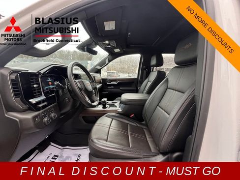 Used 2024 Chevrolet Silverado 1500 High Country w/ Technology Package image 11