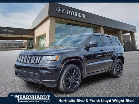 Used 2020 Jeep Grand Cherokee Altitude AWD/4WD image 1