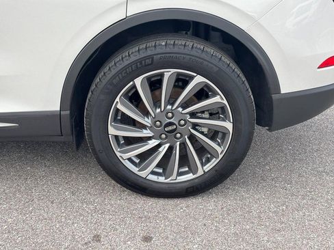 Certified 2023 Lincoln Corsair Reserve w/ Equipment Group 201A image 8