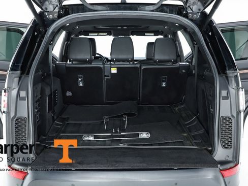 Used 2017 Land Rover Discovery HSE Luxury image 30