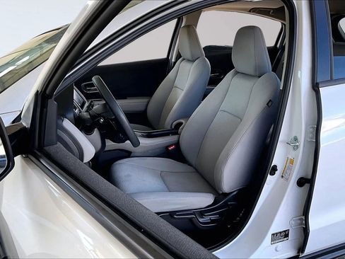 Used 2022 Honda HR-V EX image 18