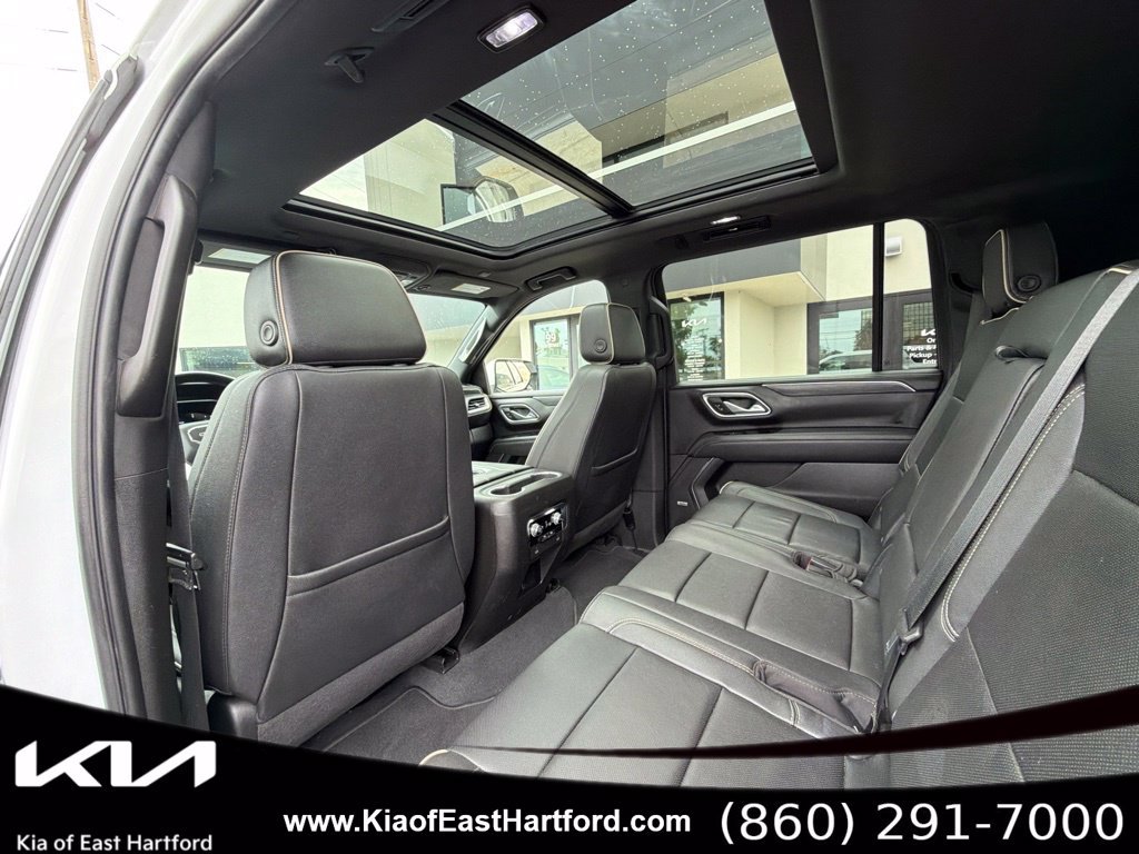 Used 2023 GMC Yukon XL SLT AWD/4WD image 20