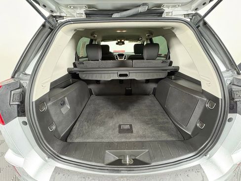 Used 2017 GMC Terrain SLE w/ Cargo Package AWD/4WD image 46
