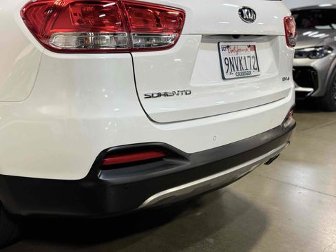 Used 2017 Kia Sorento EX w/ EX Advanced Touring Package image 27