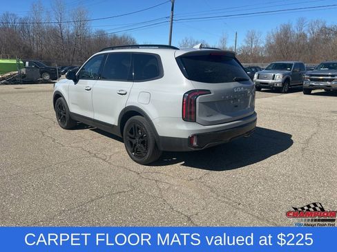 Used 2024 Kia Telluride EX X-Line image 3