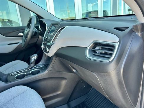 Used 2023 Chevrolet Equinox LT image 18