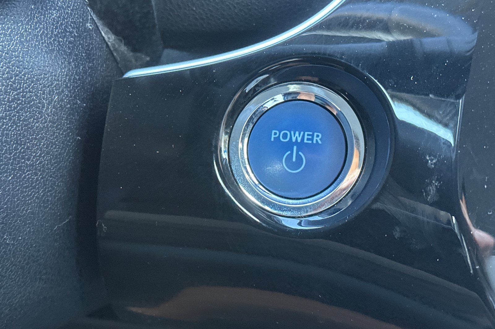 Used 2016 Toyota Prius Three FWD image 33