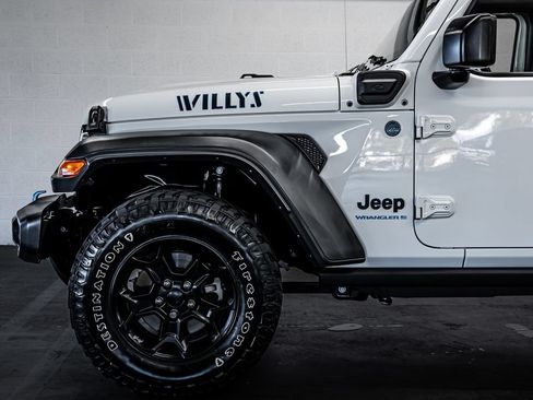 Used 2023 Jeep Wrangler Unlimited w/ Cold Weather Group AWD/4WD image 12