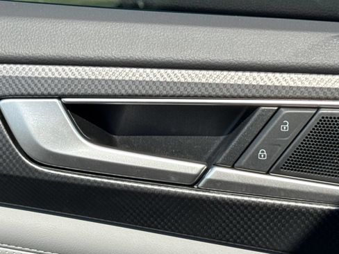 Certified 2025 Volkswagen Atlas Peak Edition SE AWD/4WD image 36