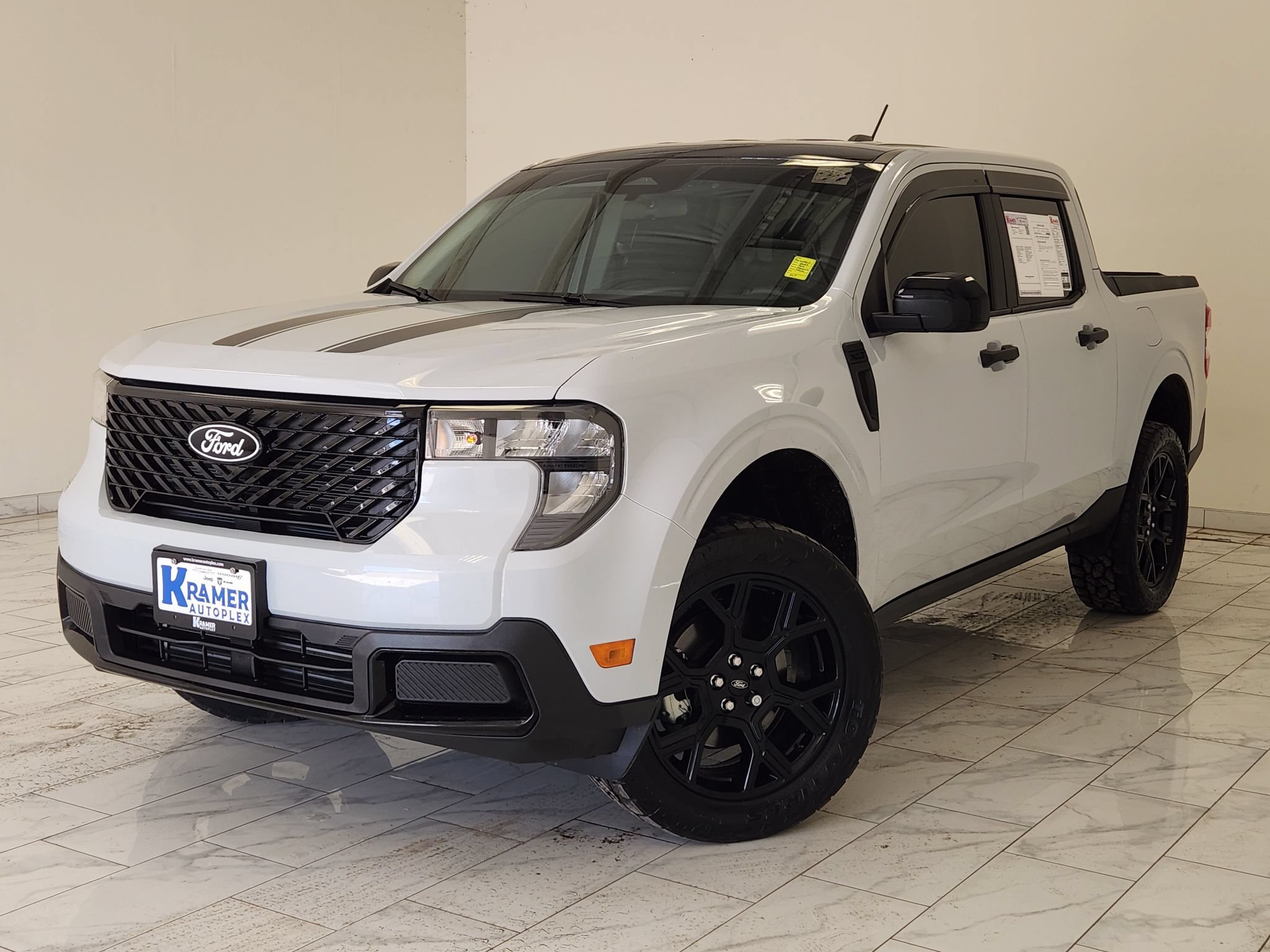 Used 2025 Ford Maverick XLT w/ Black Appearance Package AWD/4WD image 1