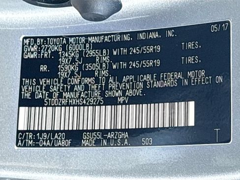 Used 2017 Toyota Highlander Limited AWD/4WD image 36