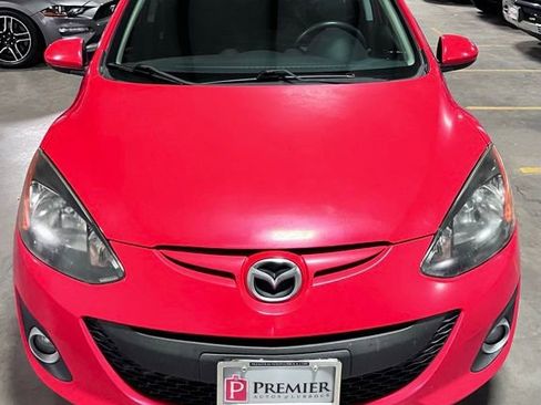 Used 2013 MAZDA MAZDA2 Touring FWD image 10