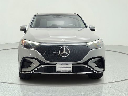 Used 2023 Mercedes-Benz EQE 350+ 4MATIC SUV image 2