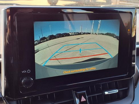 Certified 2025 Toyota Corolla SE image 11