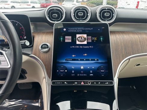 Certified 2025 Mercedes-Benz GLC 300 4MATIC image 30