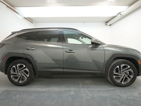 Used 2025 Hyundai Tucson Limited image 10