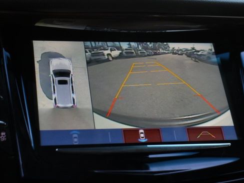 Used 2020 Cadillac Escalade ESV Luxury image 35