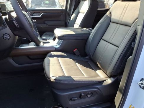 New 2026 Chevrolet Silverado 1500 High Country w/ High Country Premium Package image 7