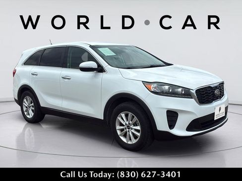 Used 2019 Kia Sorento FWD image 16