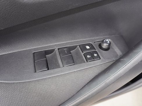 Certified 2025 Toyota Corolla LE image 12