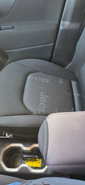 Used 2016 Jeep Renegade Latitude w/ Cold Weather Group AWD/4WD image 23