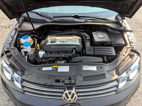 Used 2014 Volkswagen Eos image 43