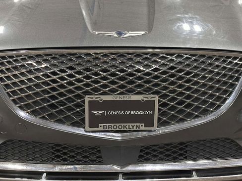 Used 2023 Genesis GV70 2.5T w/ Select Package AWD/4WD image 8