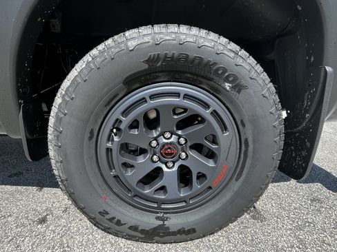 New 2026 Nissan Frontier PRO-4X w/ Tow Package AWD/4WD image 11