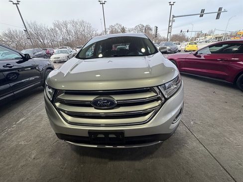 Used 2016 Ford Edge Titanium image 10