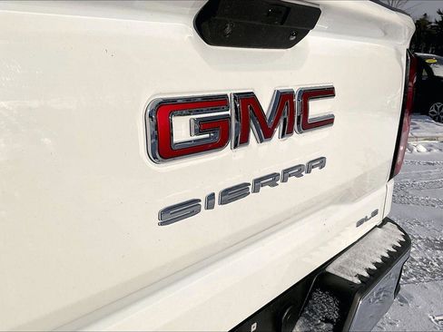 Used 2021 GMC Sierra 1500 SLE w/ X31 Off-Road Package image 33