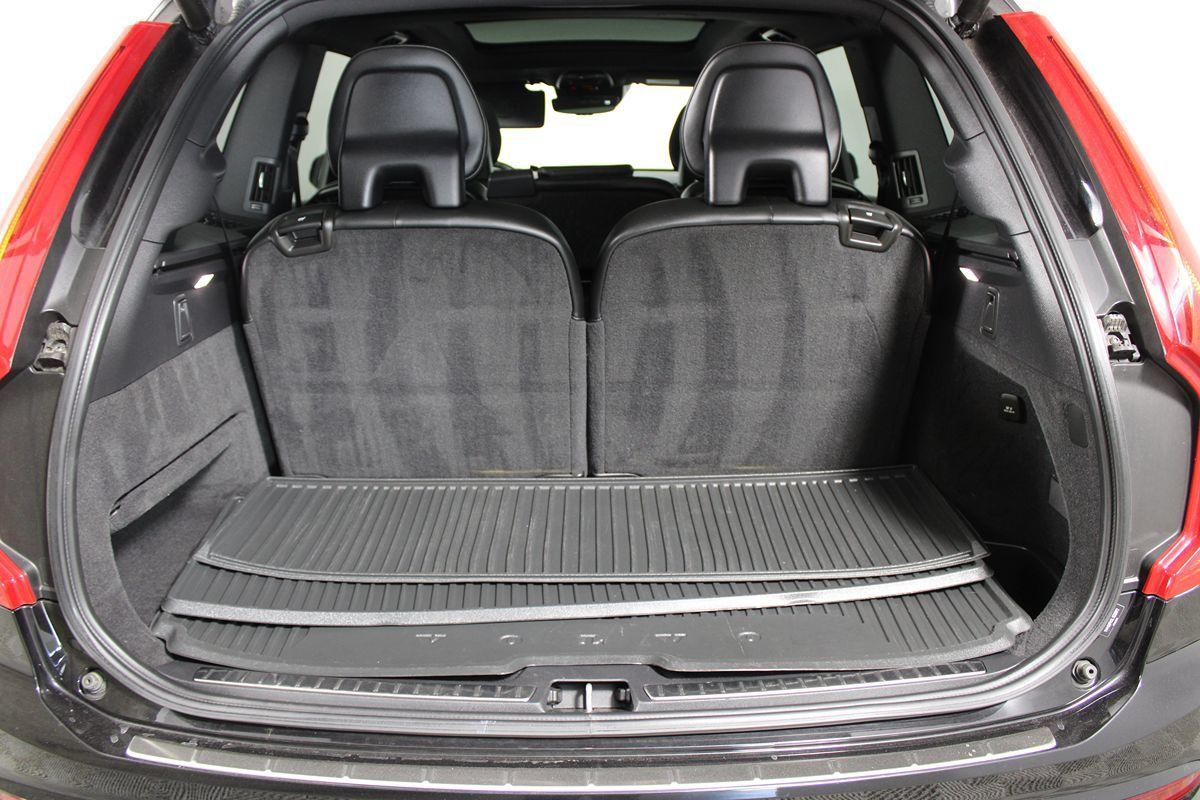 Used 2020 Volvo XC90 T5 Momentum w/ Protection Package AWD/4WD image 22