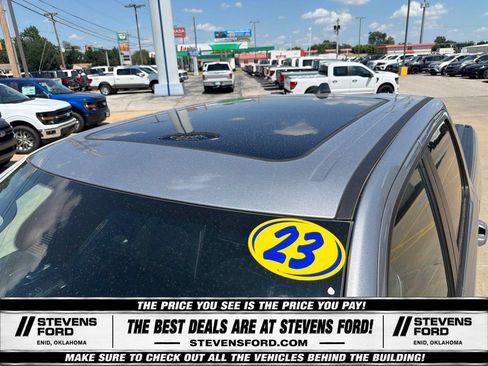 Used 2023 RAM 1500 Laramie AWD/4WD image 15