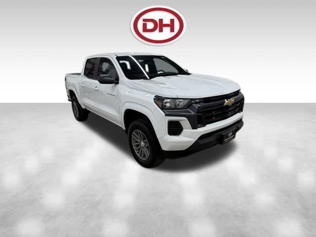 Used 2024 Chevrolet Colorado LT AWD/4WD image 12